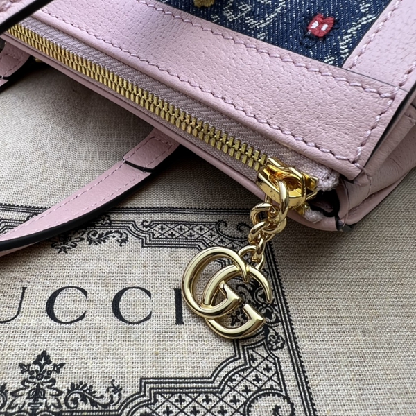 グッチバッグ素材ディテール